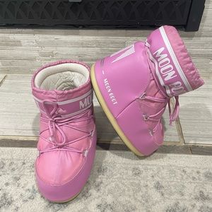 Pink low Moon Boots